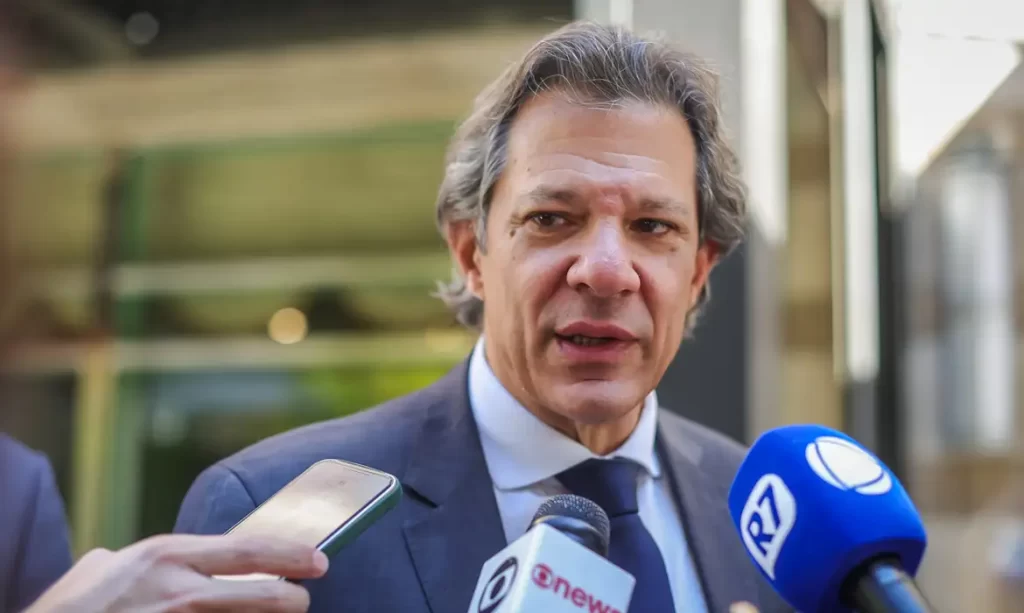 Ministro Haddad critica imprensa por cobertura sobre desoneração fiscal