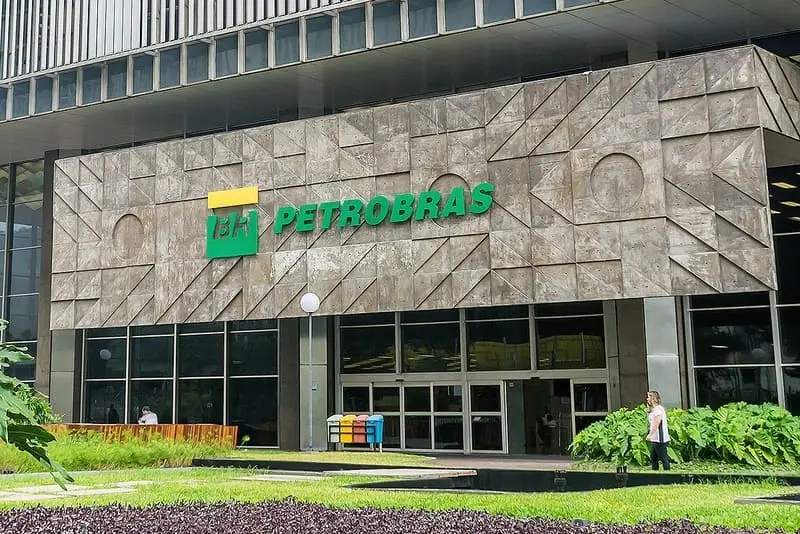 Petrobrás atinge produção recorde com ganhos em refino e redução de importações