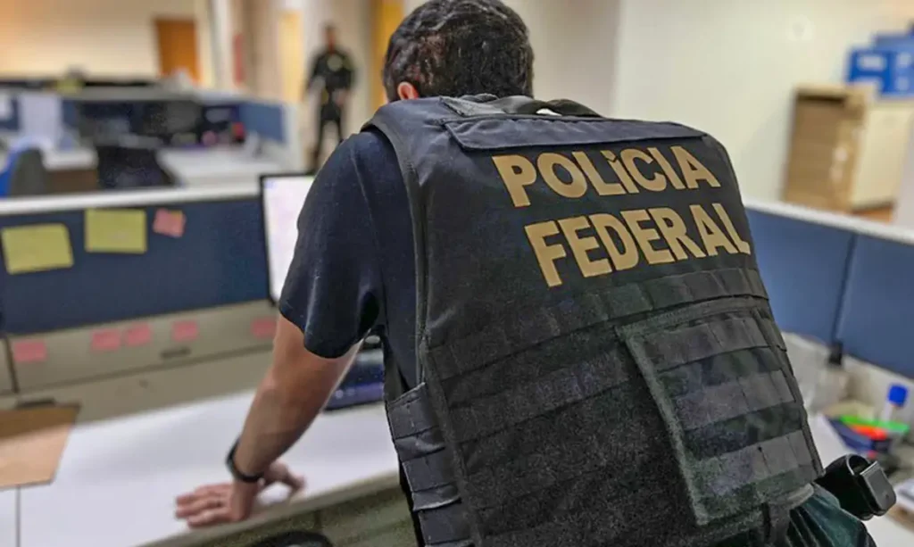 Banco Digimais, de Edir Macedo, da igreja Universal, é alvo de operação da Polícia Federal