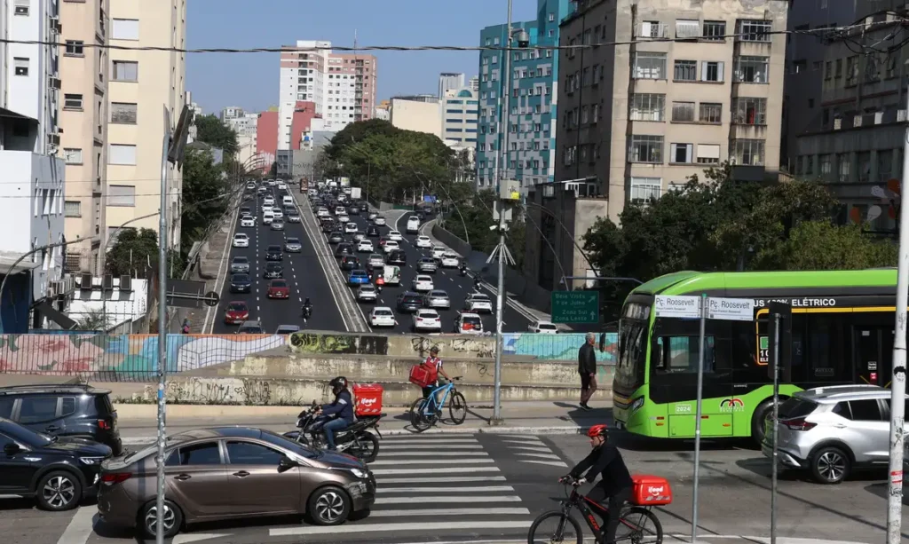 Começa hoje financiamento de moto e bicicleta pelo Move Brasil para mototaxistas e motofretistas