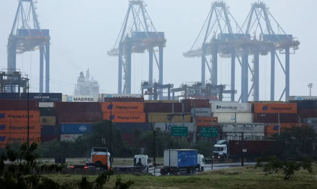 Empresas atingidas por tarifaço e guerras terão R$ 13,5 bilhões em crédito