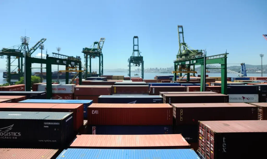 Brasil e EUA marcam para segunda-feira reunião para discutir o tarifaço
