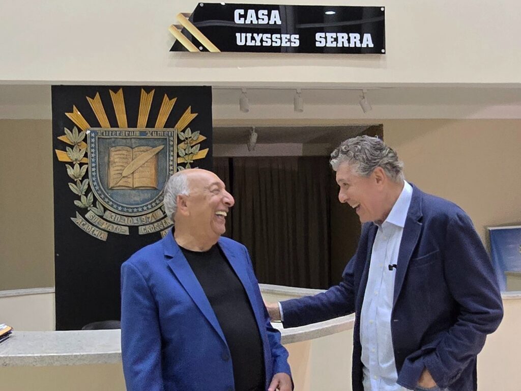 Academia Sul-Mato-Grossense de Letras elege novo presidente: professor Pedro Chaves