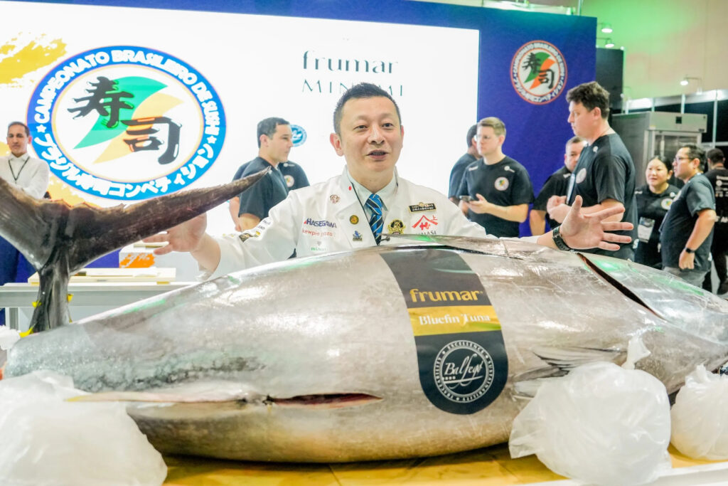 Seafood Show Latin America começa nesta terça (20), com o corte de atum Bluefin de 260 kg